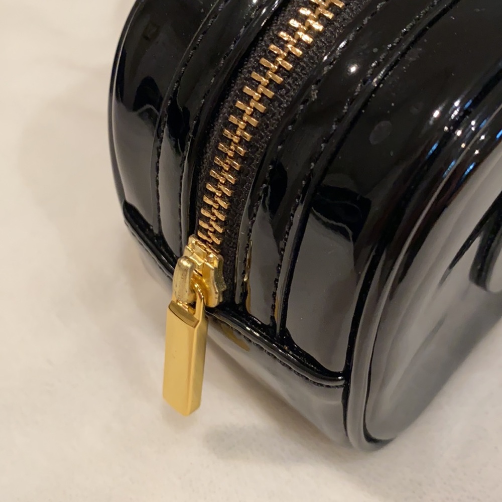 Tory Burch Black Patent Leather Makeup Case - Picture 3 of 9